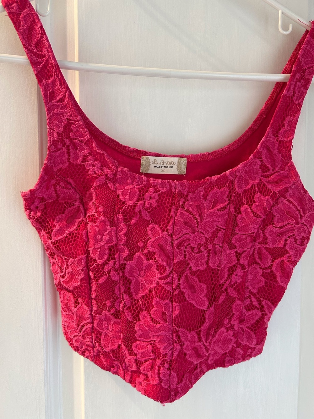 Altar’d State ➖ Hot Pink Floral Lace